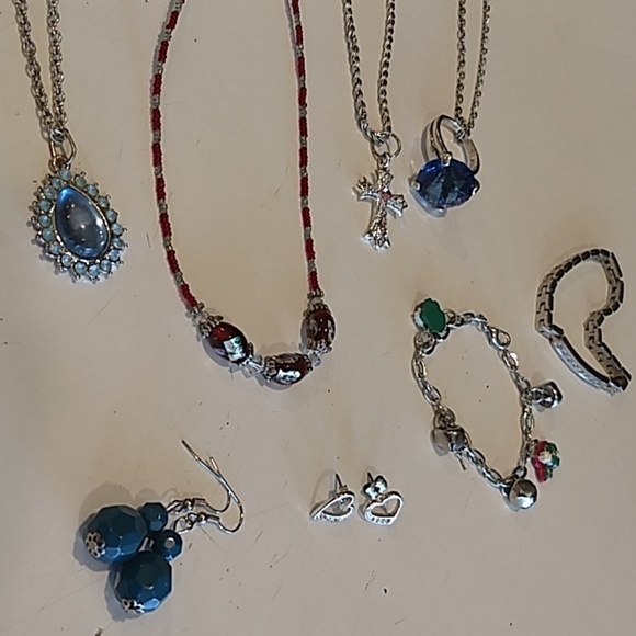 8pc bundle fashion jewelry - Picture 7 of 8